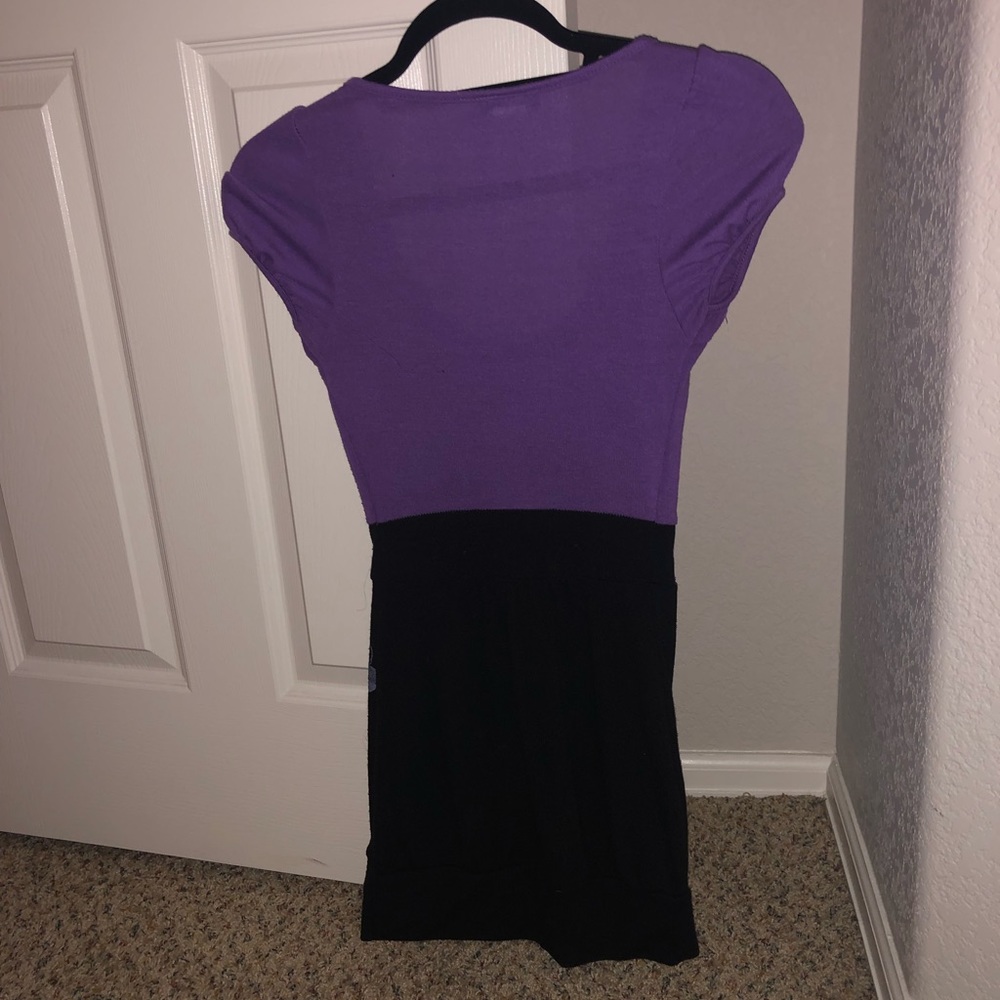 Top - Picture 2 of 2